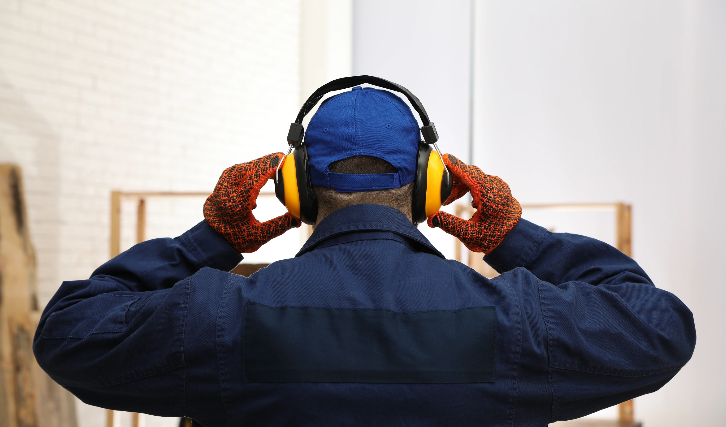 Occupational Noise in Quebec: What the 2023 RROHS Amendments Require From Employers